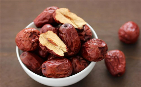 Ů����Ѫ����Ҫ 7��ʳ���ܲ���Ѫ