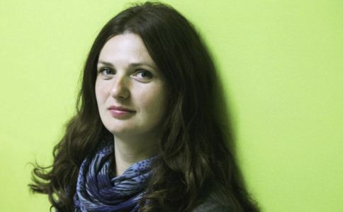 �����Ա��׳������������