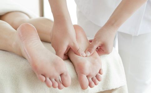 ����5��Ѩλ�ú���ʪ��������