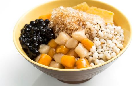 10����������θ��ʳ��