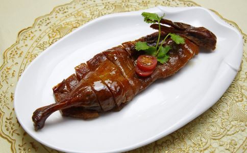 10����������θ��ʳ��