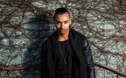 ���˰��ı��֣�11������ϲ������ź�