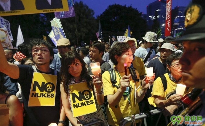 �ձ�Ů�Գ���μӷ��˵����У���ͼ��