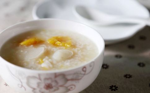 老人常吃粥 多福又长寿