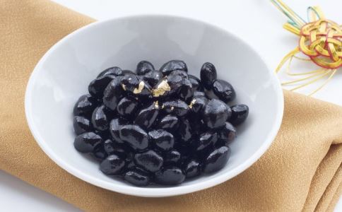 ���ֳ��������ĺ�ɫʳ��