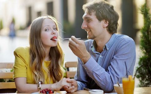 ��ԲԲ����͢������ع� ������������һ��