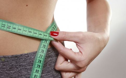 �������˶� �����赸