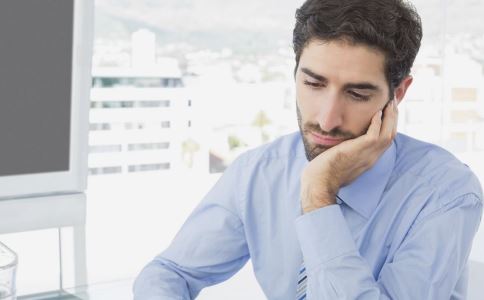 �򵥰���������Ч��˥��