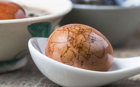 ��Щʳ�ﲻ�ܸ�ҹ�ԣ�