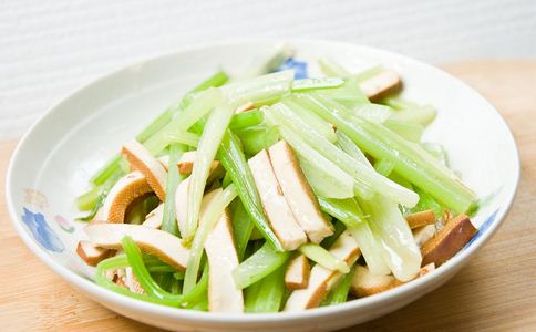 ���۲˿��Խ�Ѫѹ��