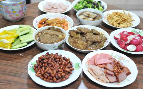 �����ڼ���ʳ�������ֹ�