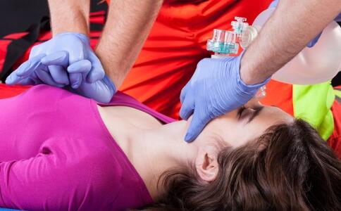 ǿ���ж���С��������Ӱ����