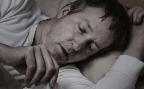 Ů�������Է����쳣����