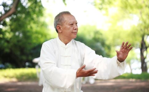 ����ʳƷ�����ܵ��ɽ���ҩ����ʹ��