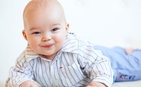 10�����¶�ͯ��ʳ����