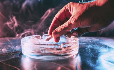 �����˺����� ����Ҫ��ʱ����