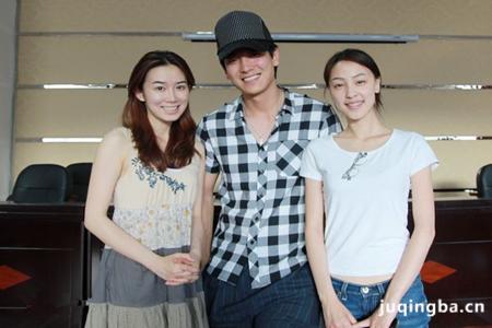 电视剧《镁光灯下》剧情介绍(1-30全集)