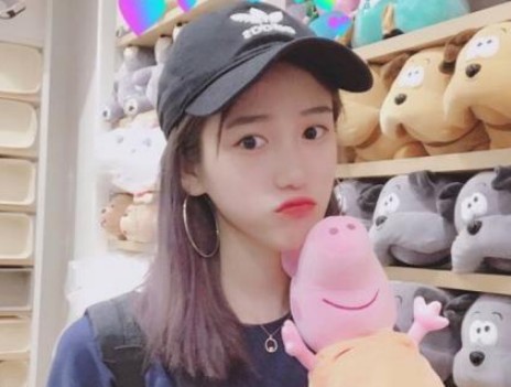 逗逼可爱搞笑个性签名 不吃不快活越吃越快活