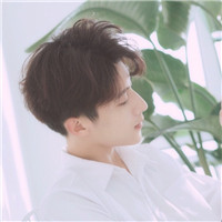 2018男生伤心个签,要想男生对你好,心上总要有点伤