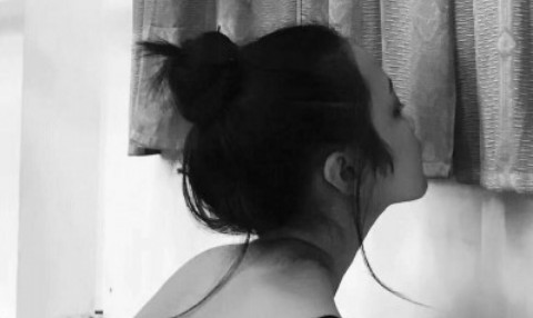 ���䰮���˸и���ǩ�� ȫ���綼����ı���