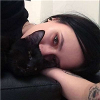 �˸�ǩ�����࿴һ�۶��о�����