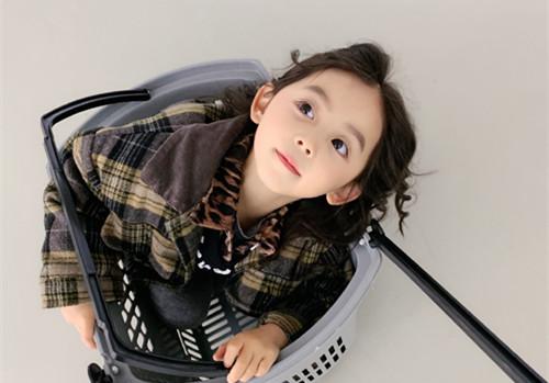 �����ְ����ĸ�Ц˵˵ ��˭����ſ���ɵЦ