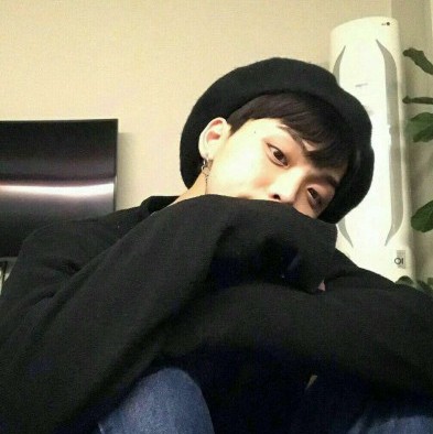 2019最新QQ说说伤感男生心累了