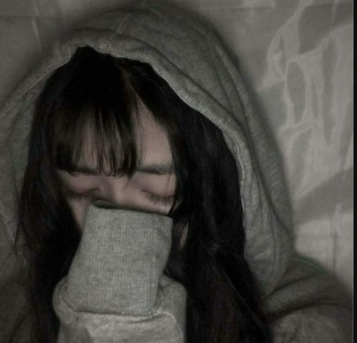 �˸�˵˵--һ��Ů�˳�Ĭ�ľ���