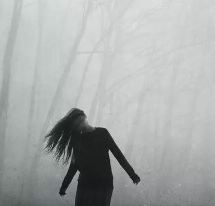 �Ƿ��˸о�ɥ�˸�ǩ��������޹µ�