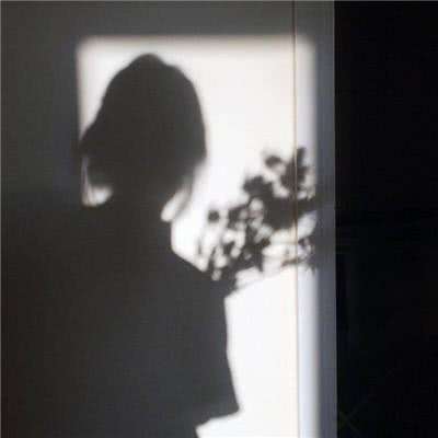 �˸�QQ����ǩ����ȫ,�Ҷ������һ��,������˵�����а���Ĺ���