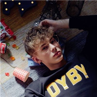 ΢��һ�仰��Ц˵˵�����ڲ����¹���