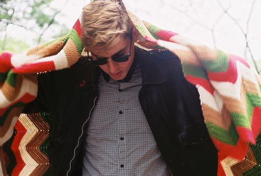 ���Լ�����˧�ĸ�Ц����ǩ�� ˧�����⣬������Ϊ