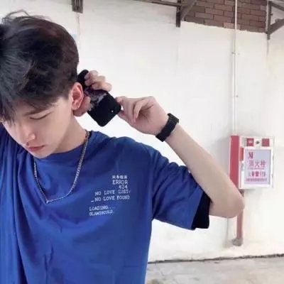 �˸�����QQͷ���㲻����