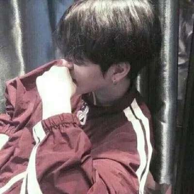 �˸�����QQͷ���㲻����