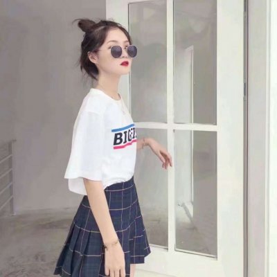 �ɰ�Ů�����ͷ��