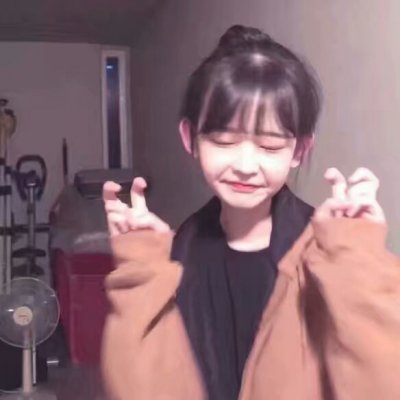 �ɰ�Ů�����ͷ��