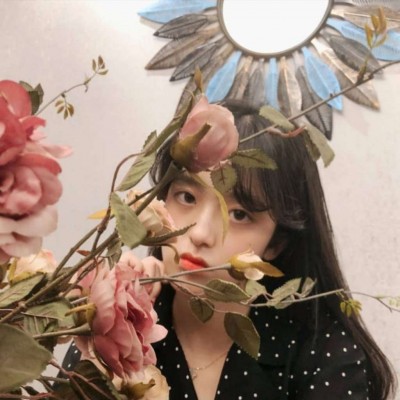 Ұ���Ըе�Ů��ͼƬ