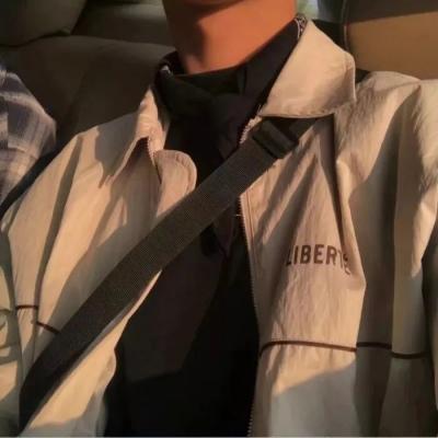 �����ز�¶��΢����ͷ��͵�С����-�ɰ���