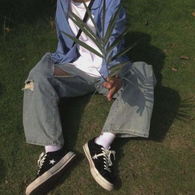 �����ز�¶��΢����ͷ��͵�С����-�ɰ���