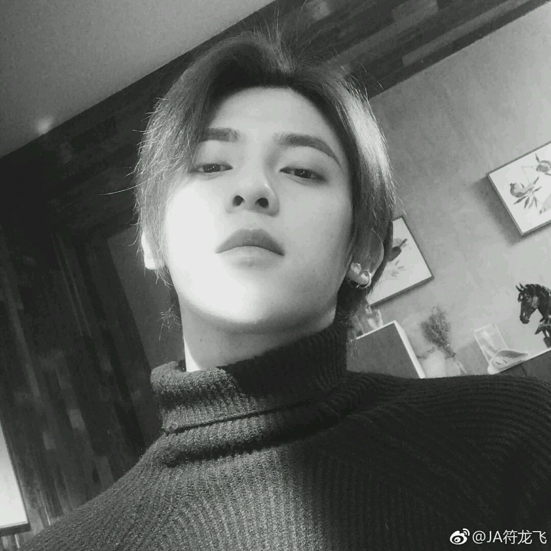 ˧�������ڰ׸���ͷ��-����˭�����Ե�����