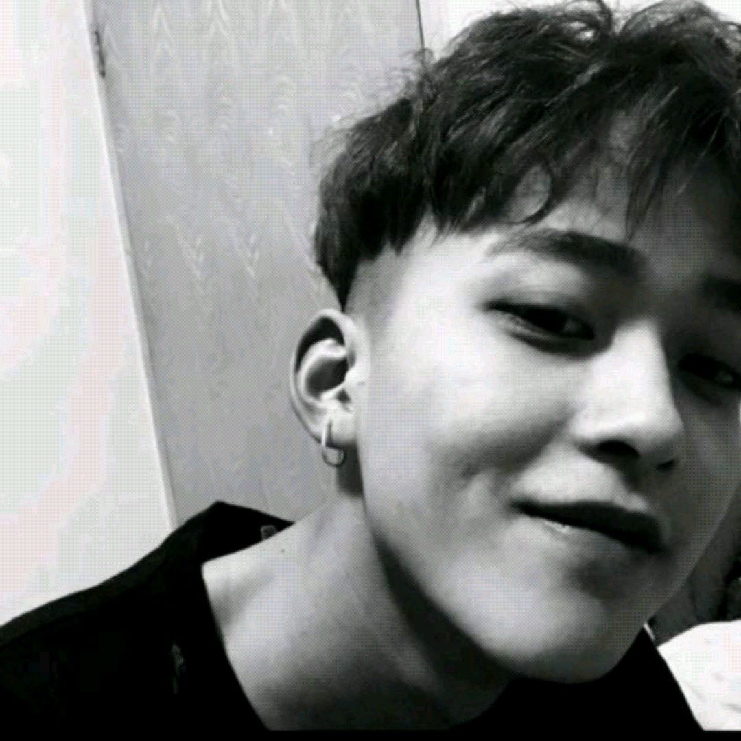 ˧�������ڰ׸���ͷ��-����˭�����Ե�����