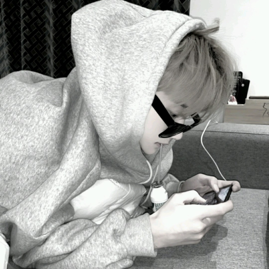 ˧�������ڰ׸���ͷ��-����˭�����Ե�����