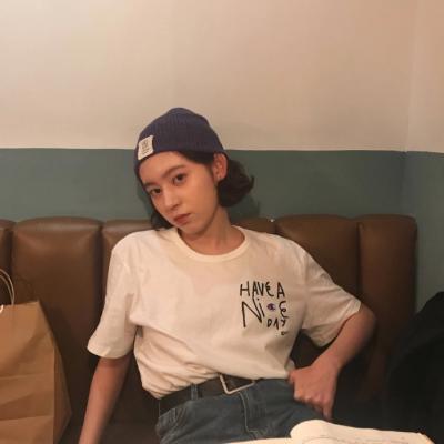 �ɰ�ʱ��Ů��΢�Ÿ����ͼ