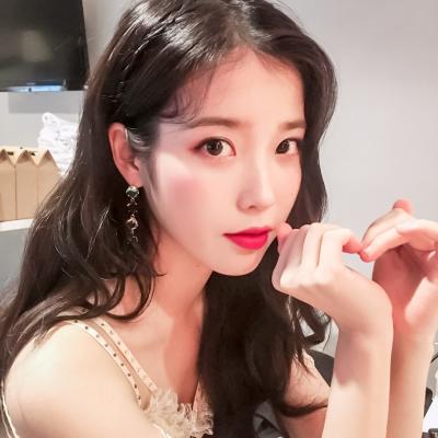 �ɰ�ʱ��Ů��΢�Ÿ����ͼ