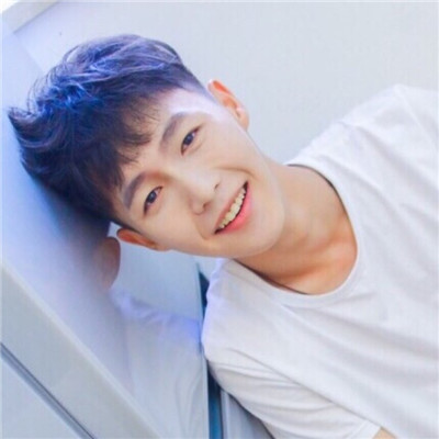 ʱ�г���˧��������ͷ�� ����һ���ֲ���һ��