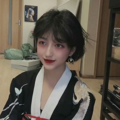 Ů������ʮ���΢��ͷ��