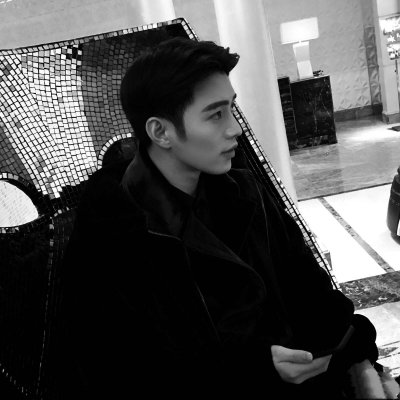 2018�˸������ڰ׸���ͷ��