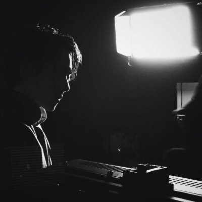 2018�˸������ڰ׸���ͷ��