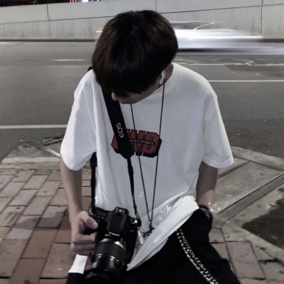 ����ϲ��ˣ˧�ĸ���ʱ��΢��ͷ��