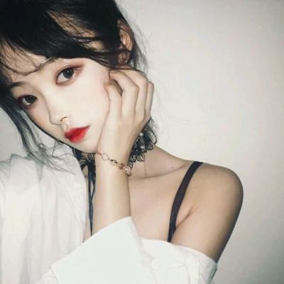 �������еİ���Ů��ͷ�񡪡�������